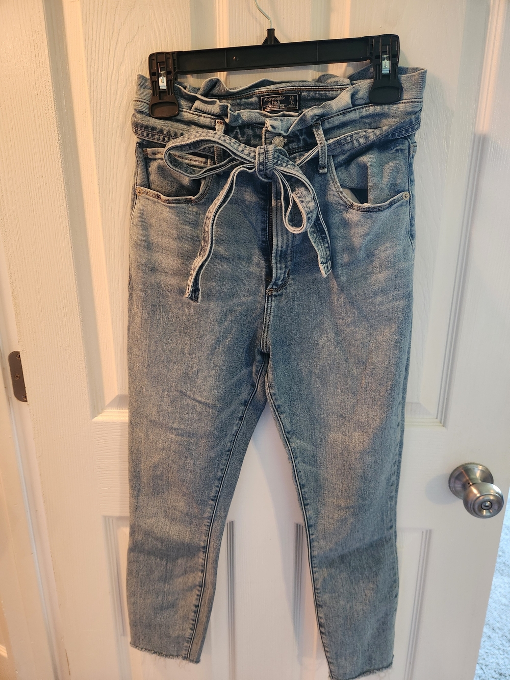Abercrombie & Fitch Light Blue Paperbag Waist Cropped Jeans with Tie Belt